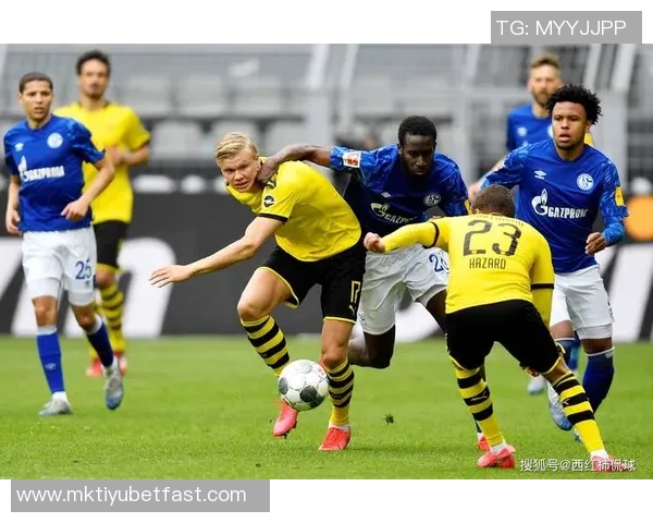 段暄解读拜仁多特巅峰对决六分战背后的深远意义与影响 段暄解读拜仁多特巅峰对决六分战背后的深远意义与影响