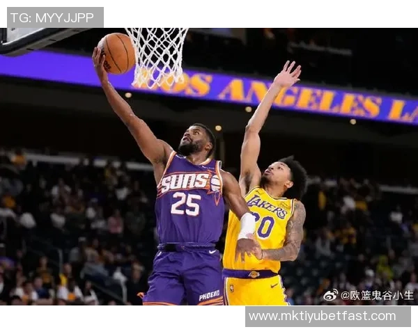 贾里德巴特勒对湖人狂砍35分7篮板9助攻引发多队关注的热议 贾里德巴特勒对湖人狂砍35分7篮板9助攻引发多队关注的热议